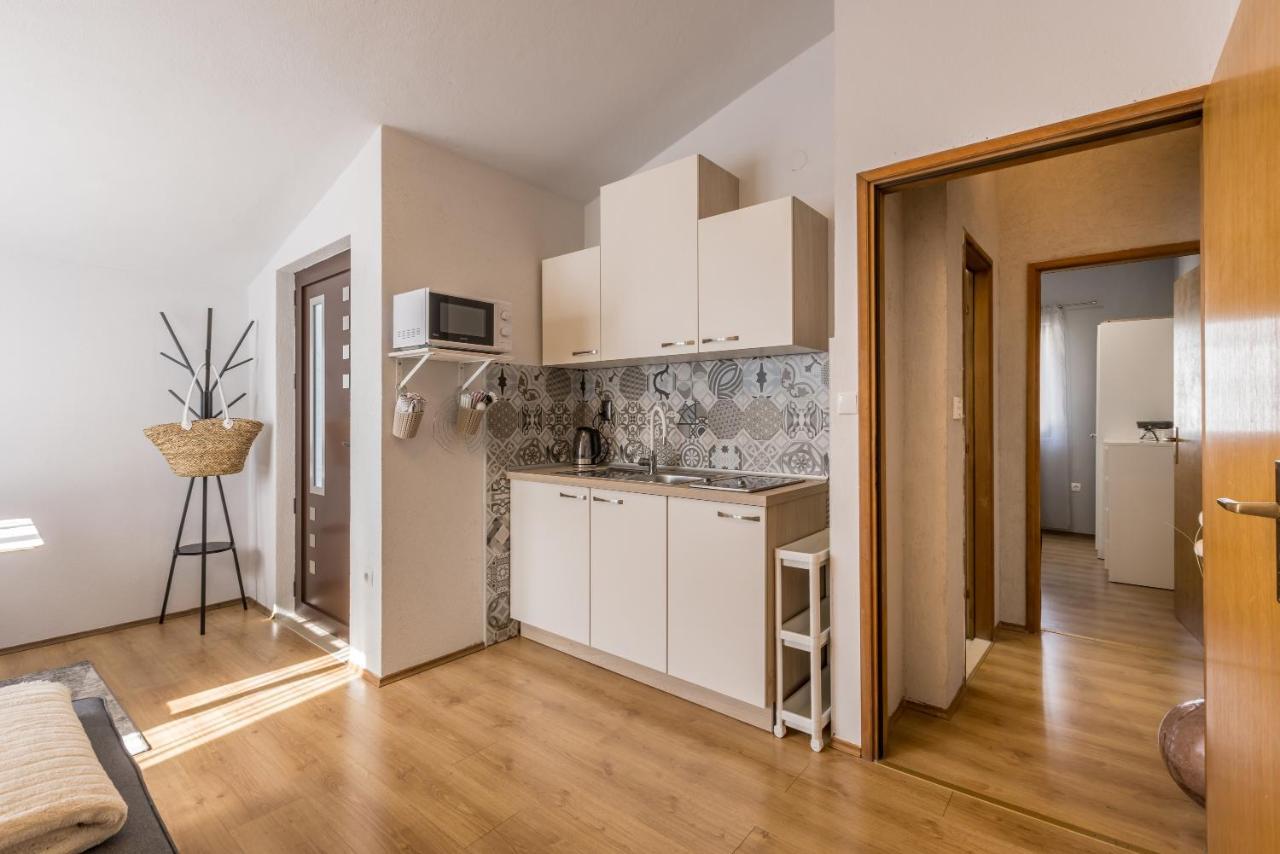 Apartment Lamaro คาชเตลา ภายนอก รูปภาพ