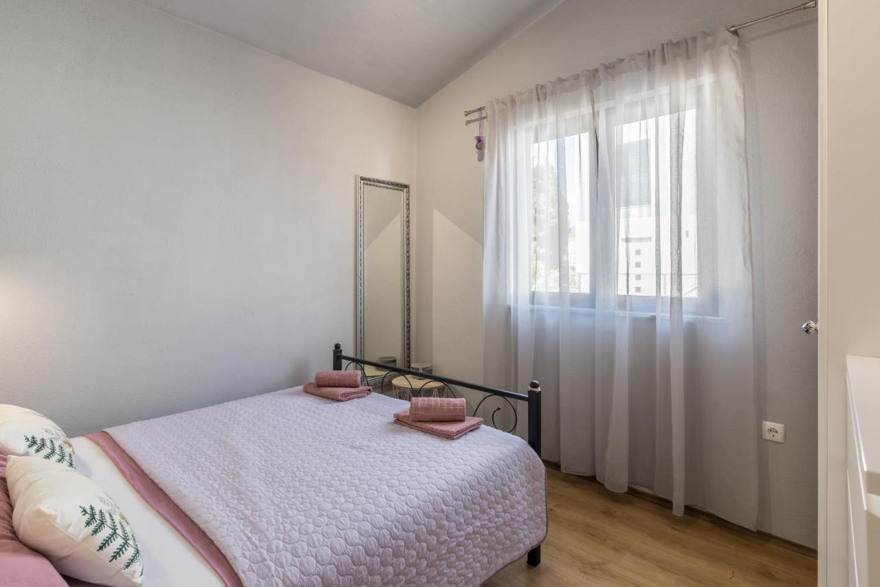 Apartment Lamaro คาชเตลา ภายนอก รูปภาพ