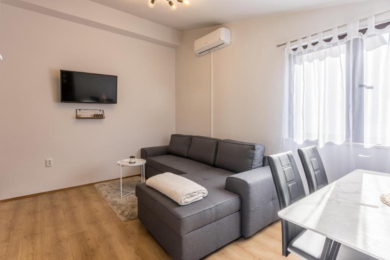 Apartment Lamaro คาชเตลา ภายนอก รูปภาพ